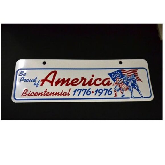 Vintage License Plate 1976 Bicentennial Car Decor Collectible Upcoming 250Th - Picture 1 of 3